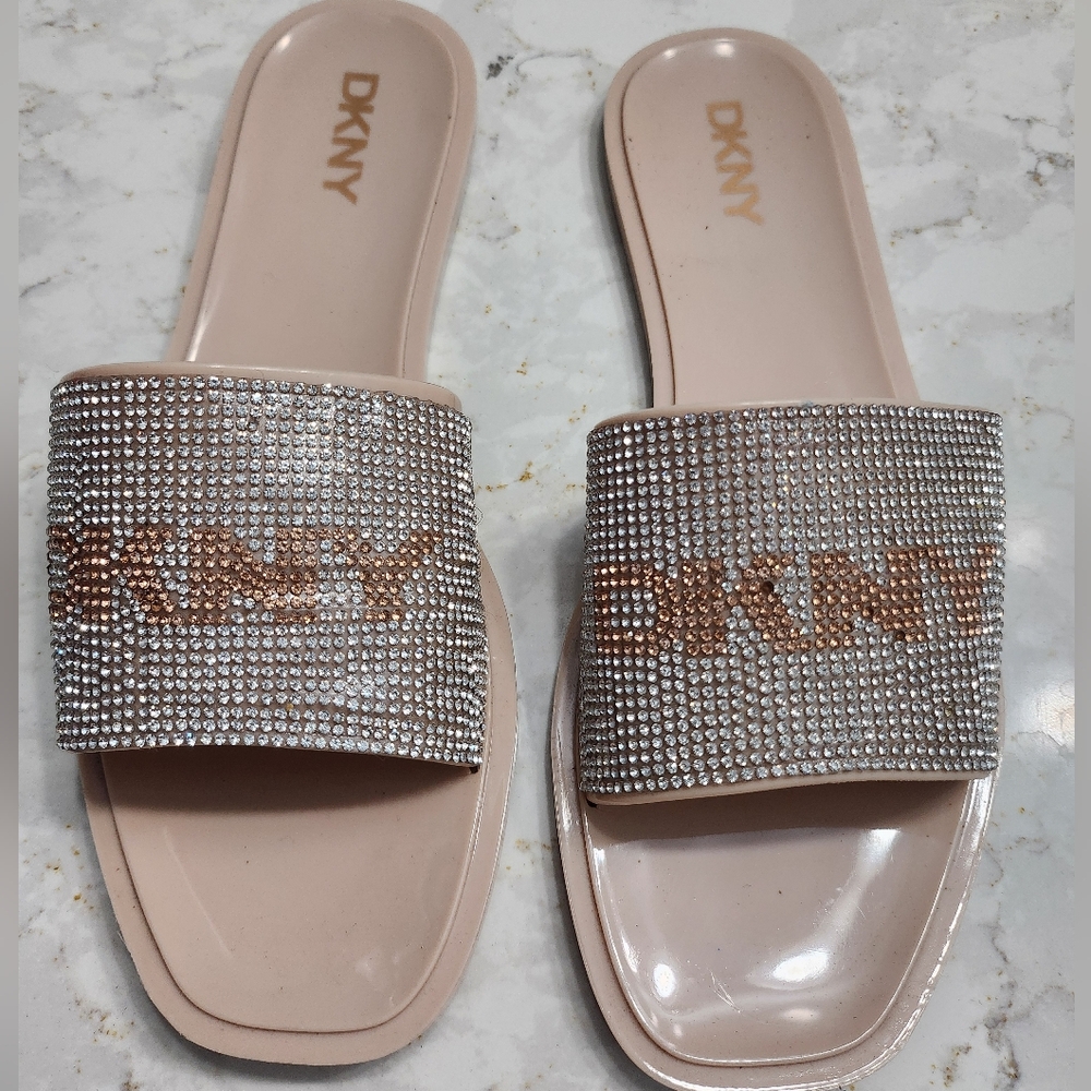 DKNY Size 8 Women's Sparkling Beige Slide Sandals.